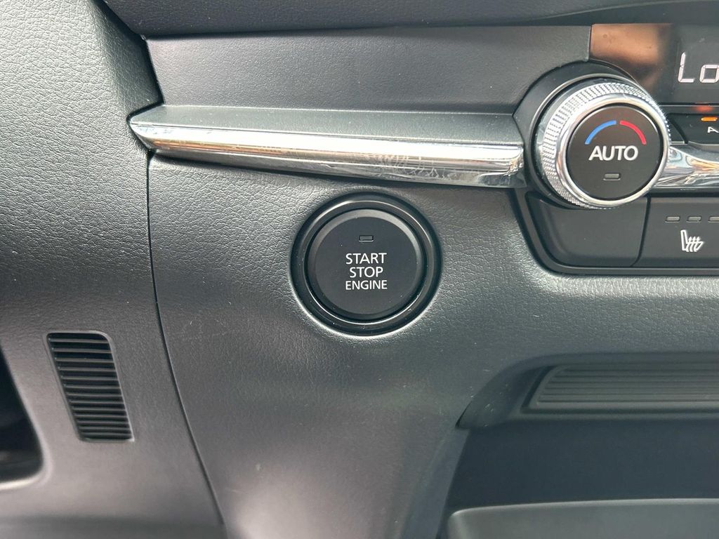 2024 Mazda CX-30 2.5 S Premium Package Image 22 of 30