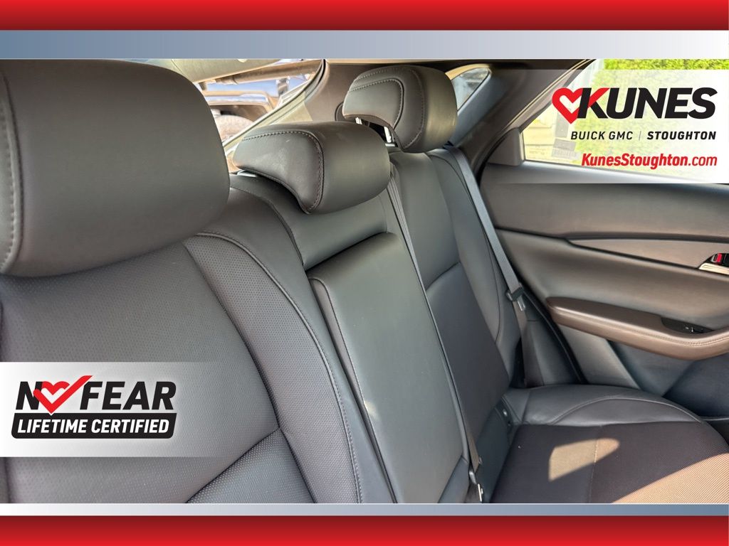 2024 Mazda CX-30 2.5 S Premium Package Image 18 of 49