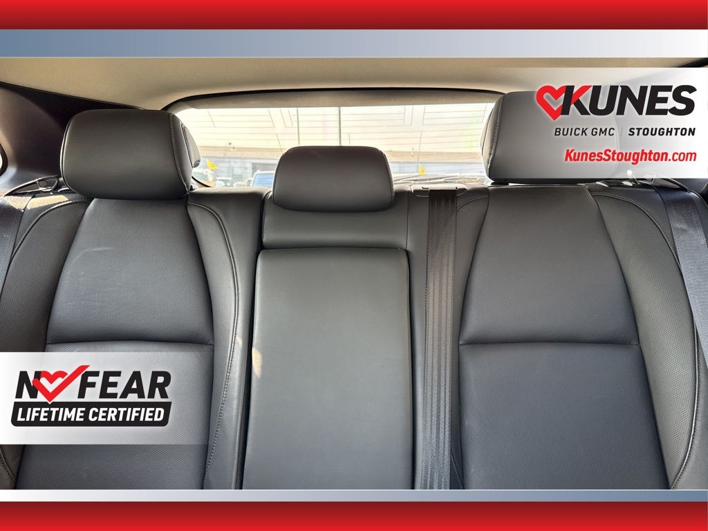 2024 Mazda CX-30 2.5 S Premium Package Image 21 of 49