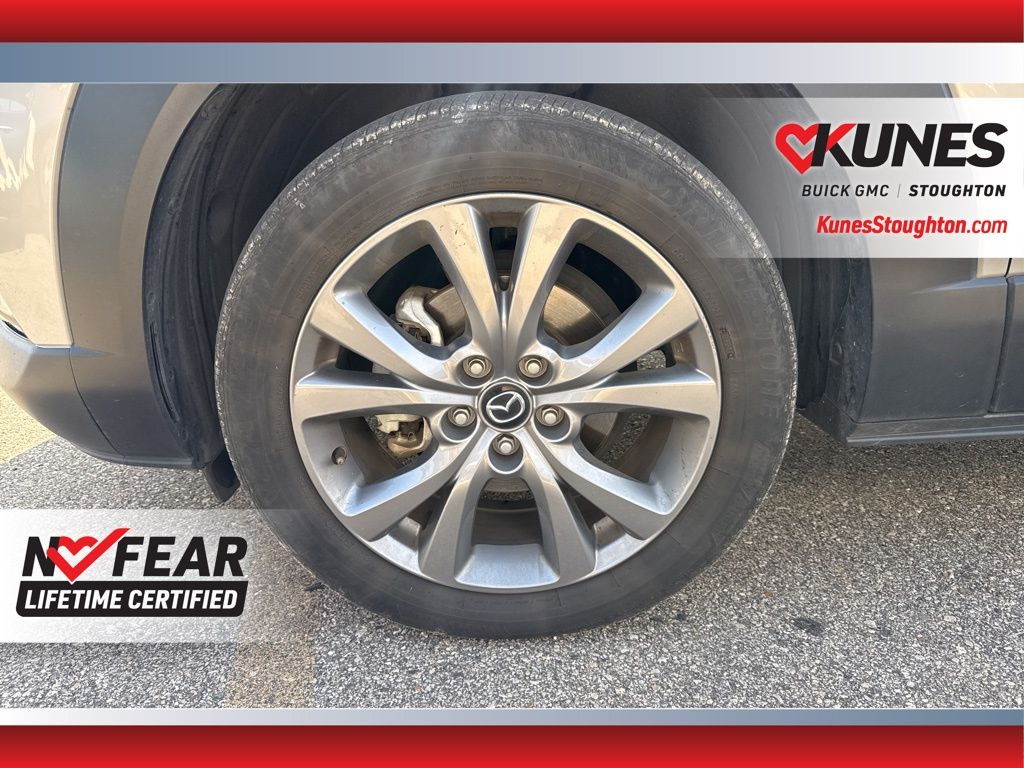 2024 Mazda CX-30 2.5 S Premium Package Image 13 of 49