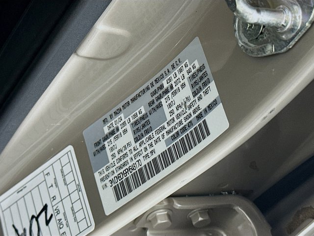 Vehicle image 26 of 30