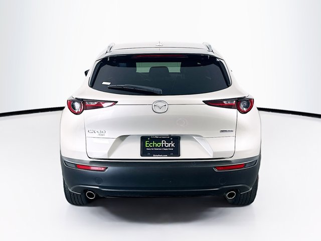 Vehicle image 7 of 30