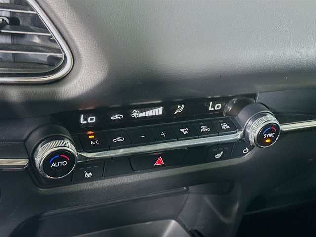 Vehicle image 29 of 30