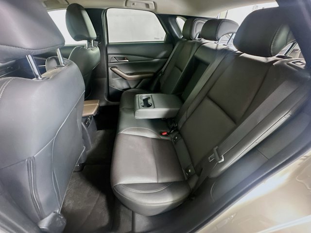 Vehicle image 13 of 30
