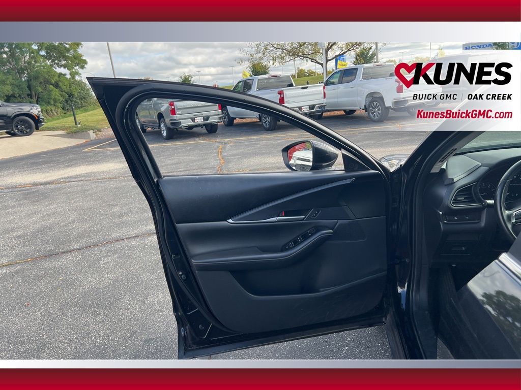 2024 Mazda CX-30 2.5 S Select Sport Image 9 of 25