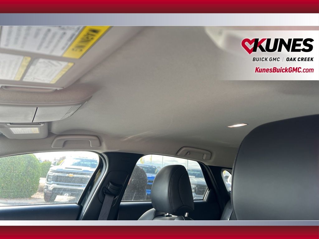 2024 Mazda CX-30 2.5 S Select Sport Image 19 of 25