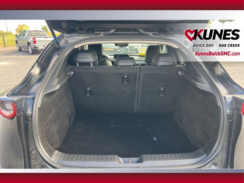 2024 Mazda CX-30 2.5 S Select Sport Image 6 of 25