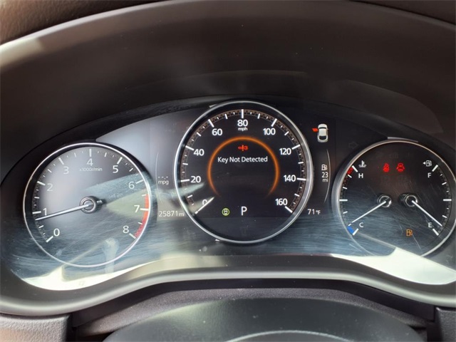 Vehicle image 14 of 20