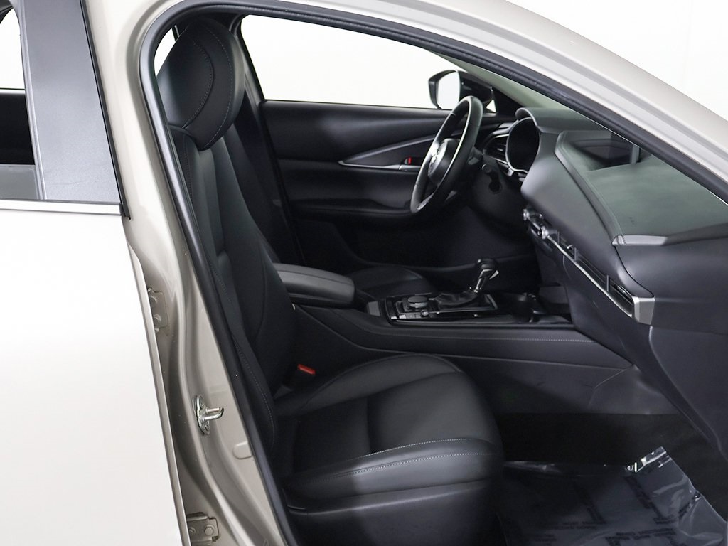 Vehicle image 15 of 56