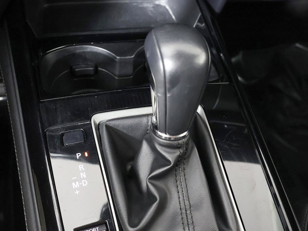 Vehicle image 27 of 56