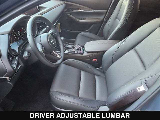 Vehicle image 18 of 32