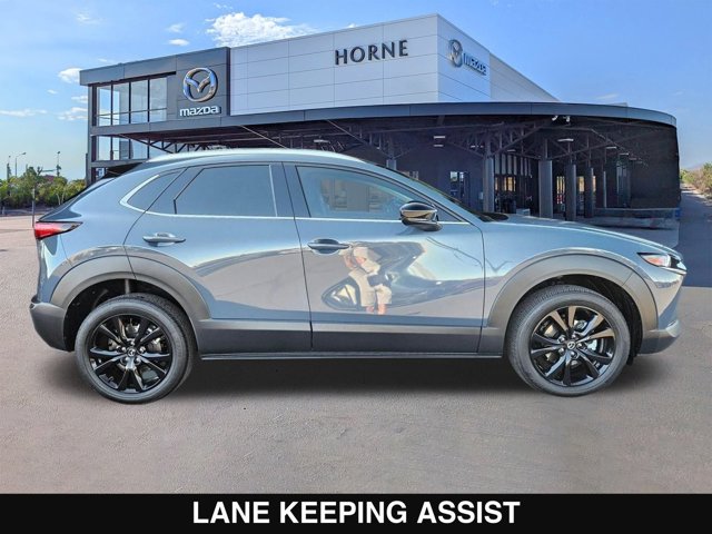 Vehicle image 4 of 32