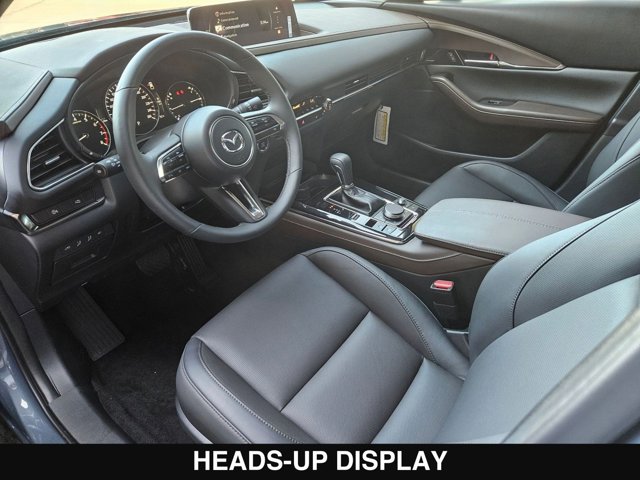 Vehicle image 11 of 32