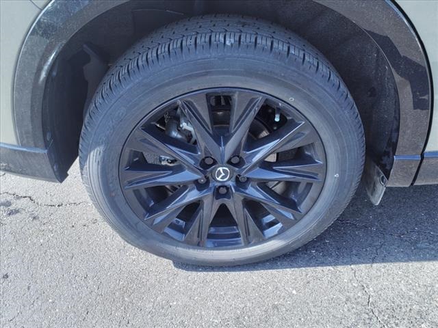 Vehicle image 22 of 29