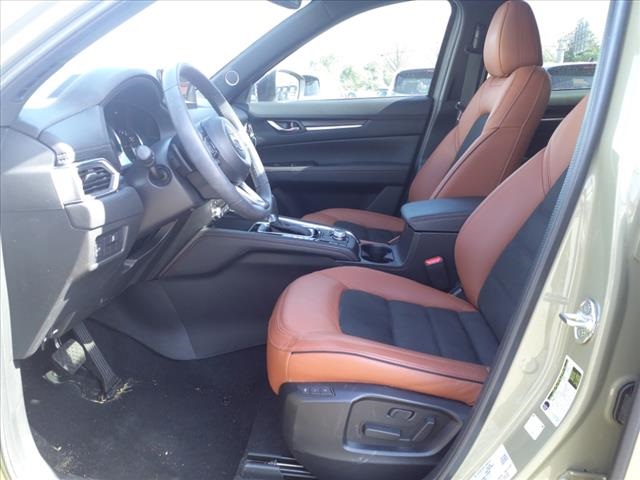 Vehicle image 9 of 29