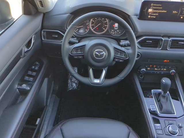 Vehicle image 13 of 26