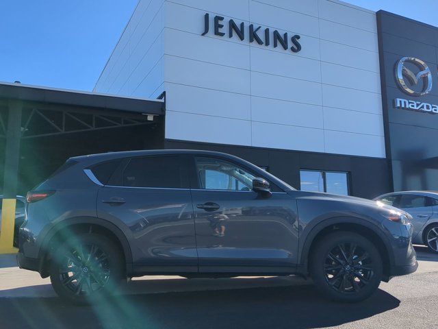 Vehicle image 4 of 26