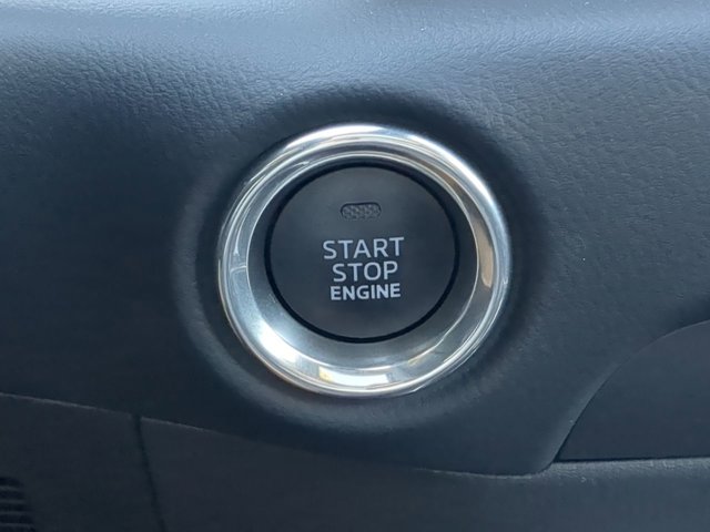 Vehicle image 25 of 26
