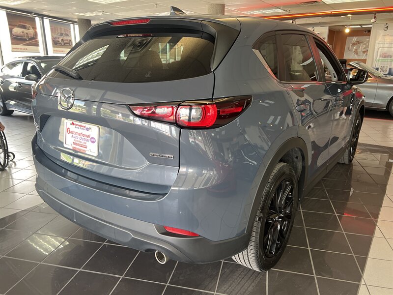 Vehicle image 5 of 33