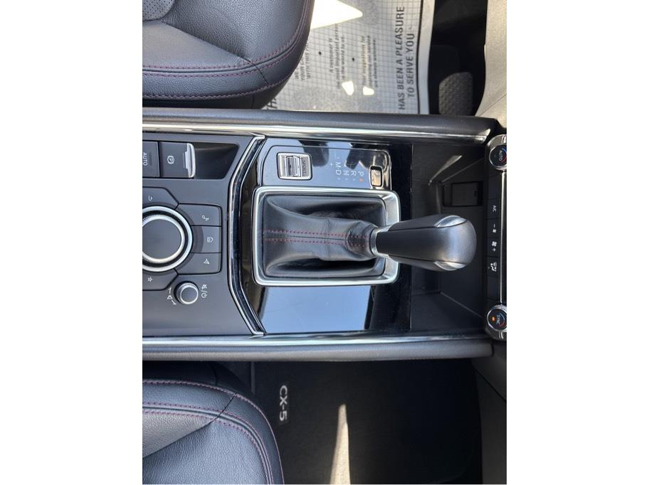 2024 Mazda CX-5 2.5 S Carbon Edition Image 35 of 36