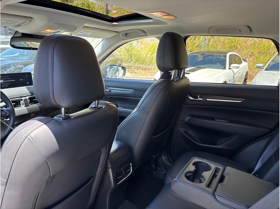 2024 Mazda CX-5 2.5 S Carbon Edition Image 16 of 36