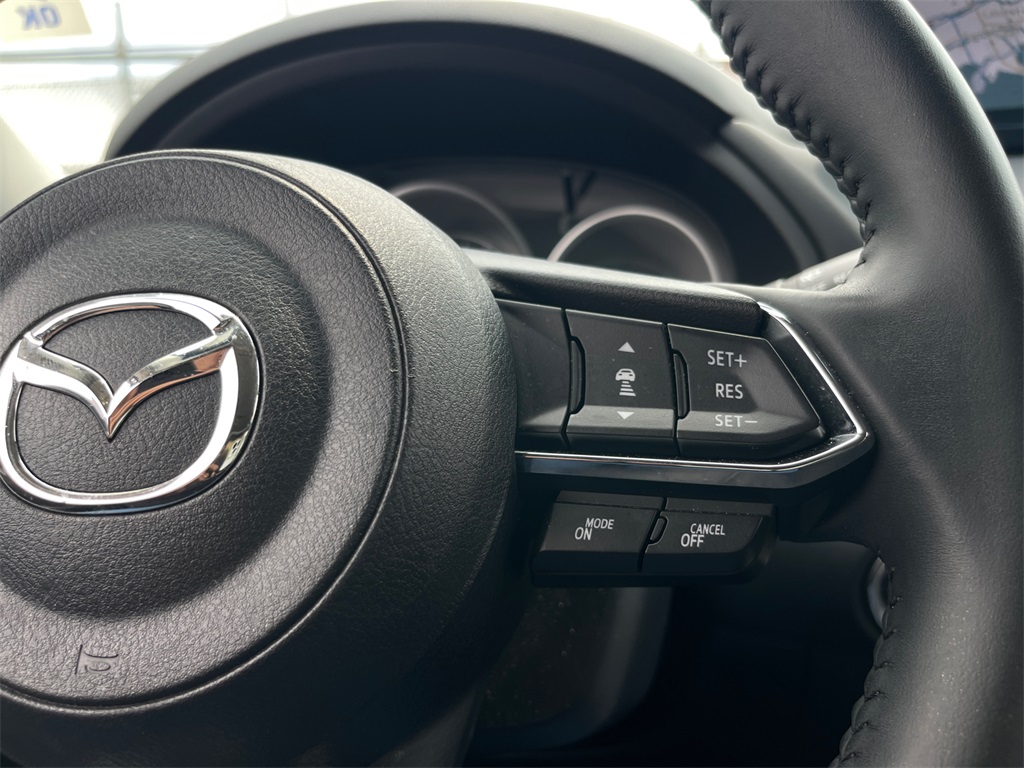 Vehicle image 20 of 40