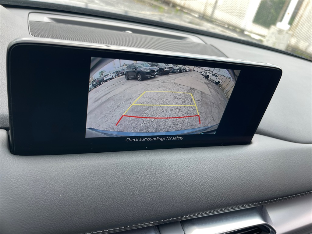 Vehicle image 22 of 40