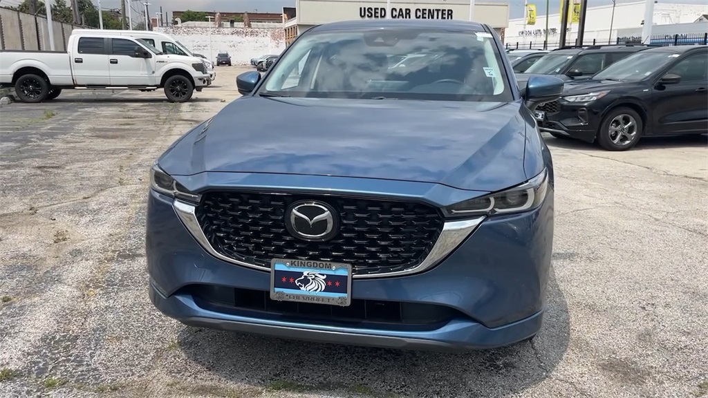 Vehicle image 13 of 40