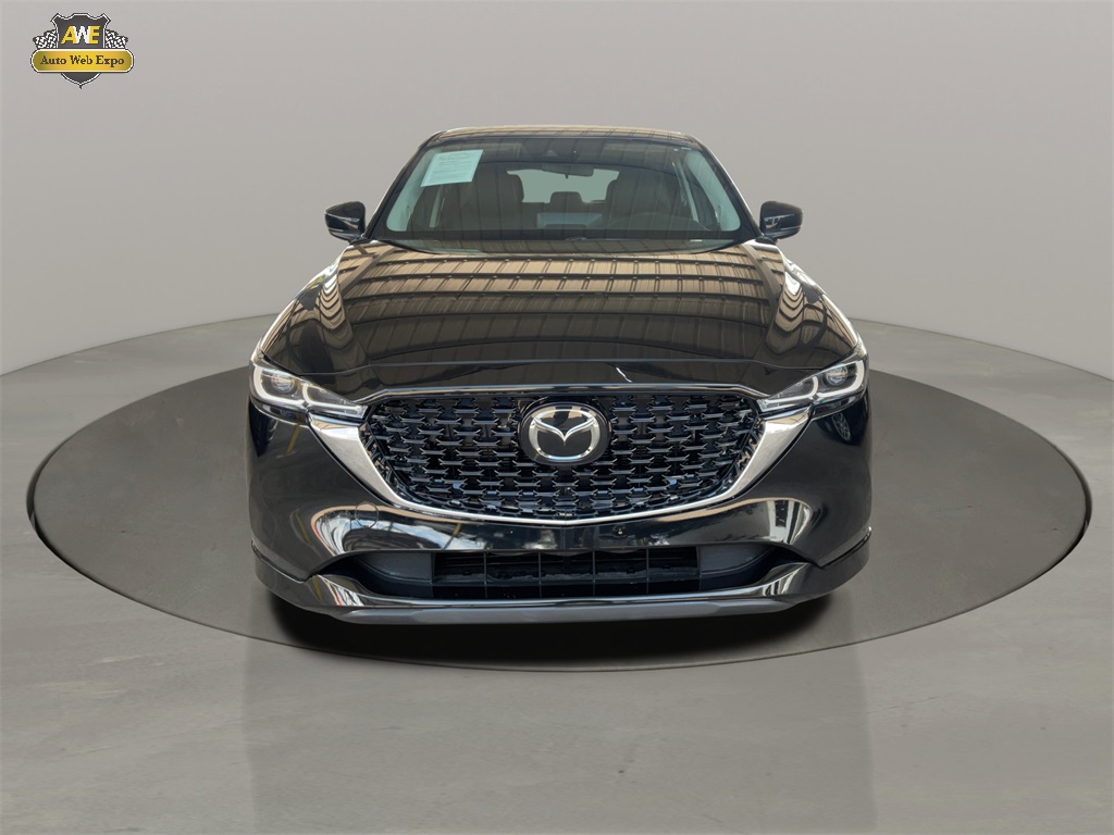 Vehicle image 2 of 60