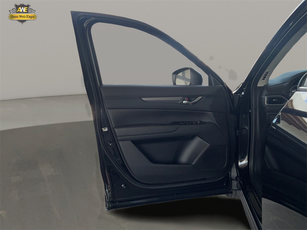 Vehicle image 30 of 60