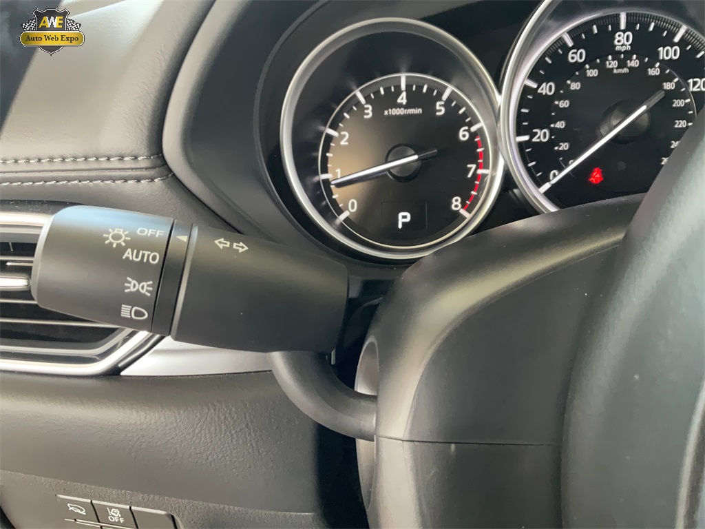 Vehicle image 34 of 60