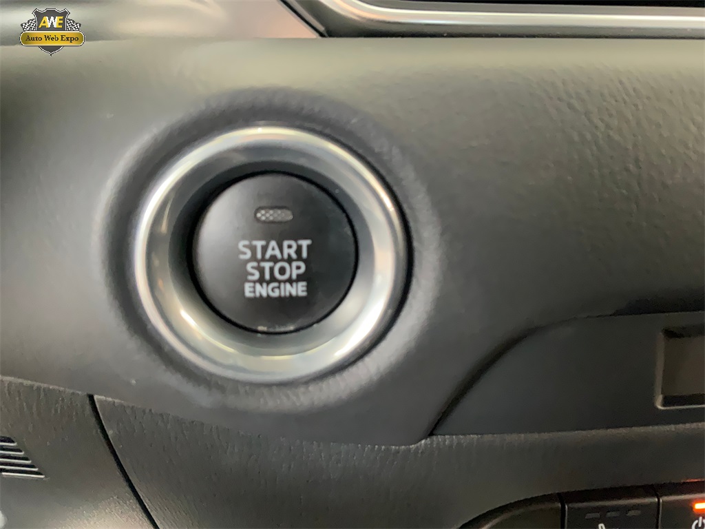 Vehicle image 51 of 60