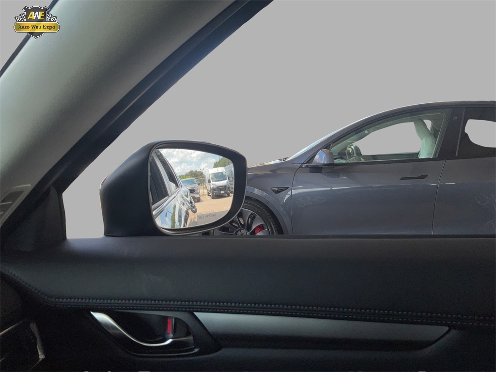 Vehicle image 29 of 60
