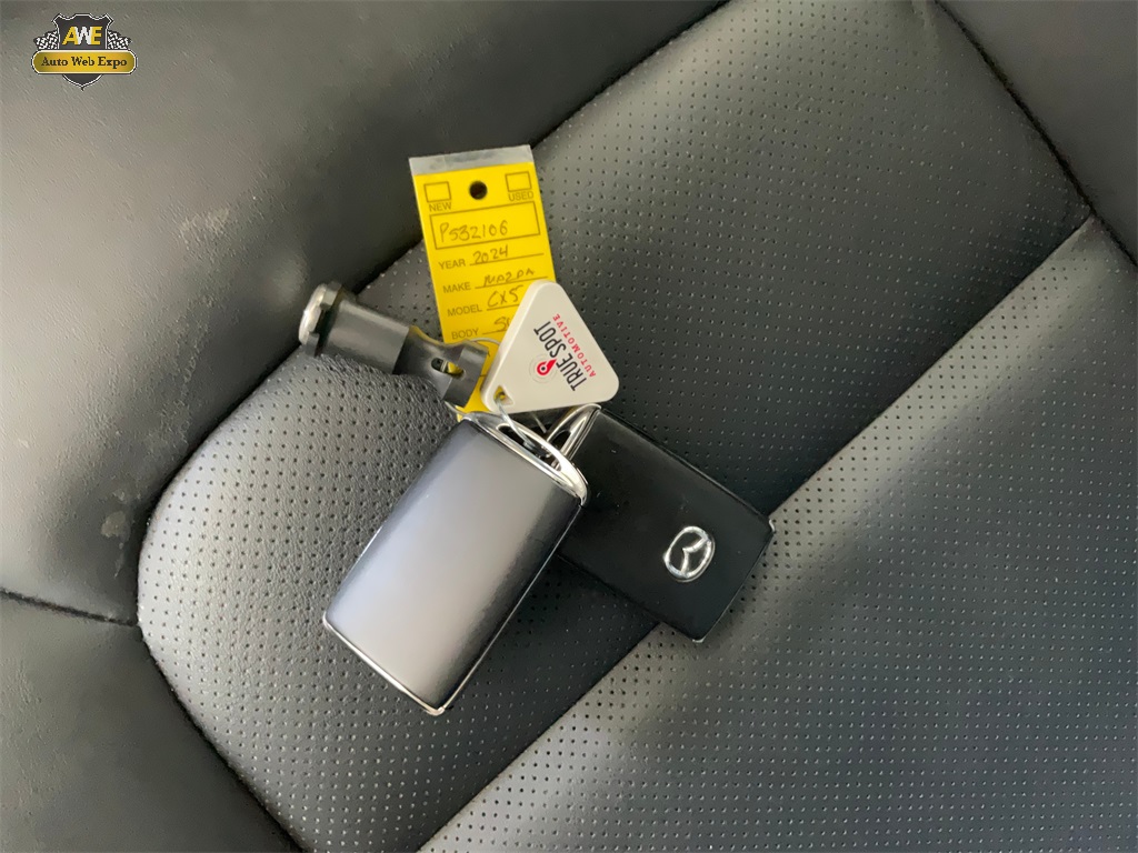 Vehicle image 46 of 60