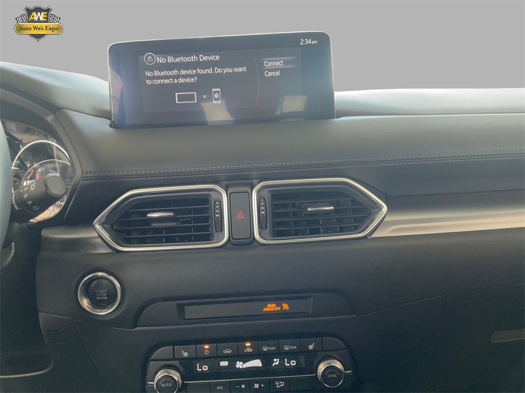 Vehicle image 36 of 60