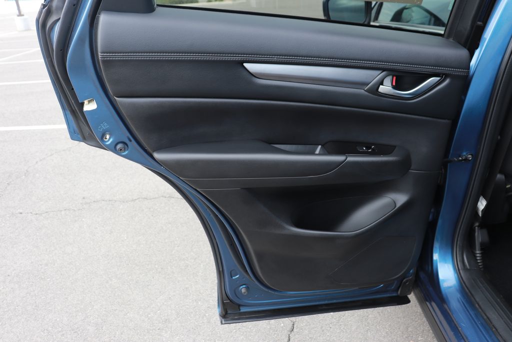 2024 Mazda CX-5 2.5 S Select Package Image 19 of 25