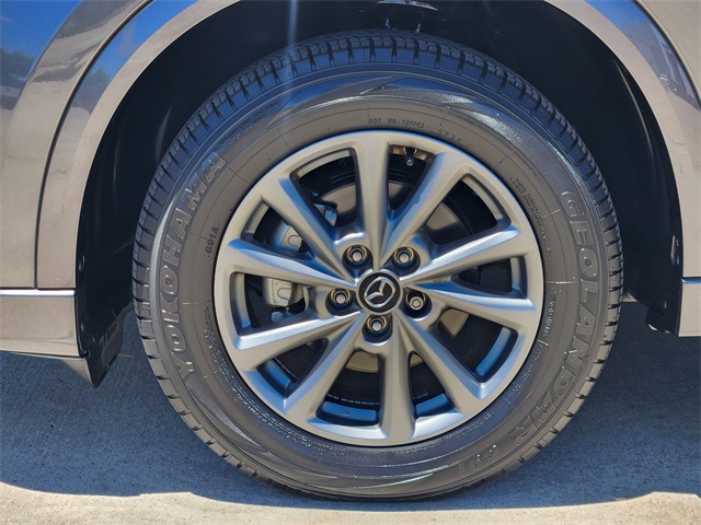 Vehicle image 6 of 22