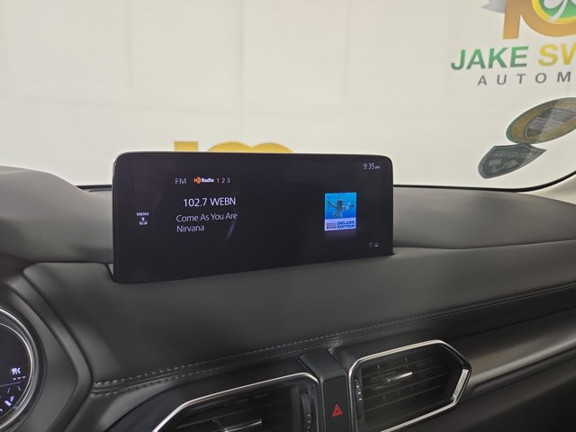 Vehicle image 20 of 33