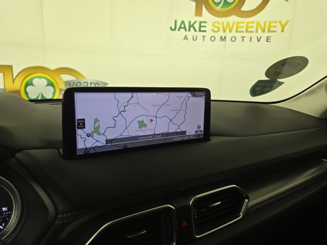 Vehicle image 21 of 33