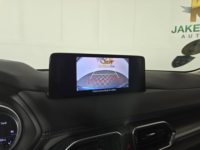 Vehicle image 22 of 33
