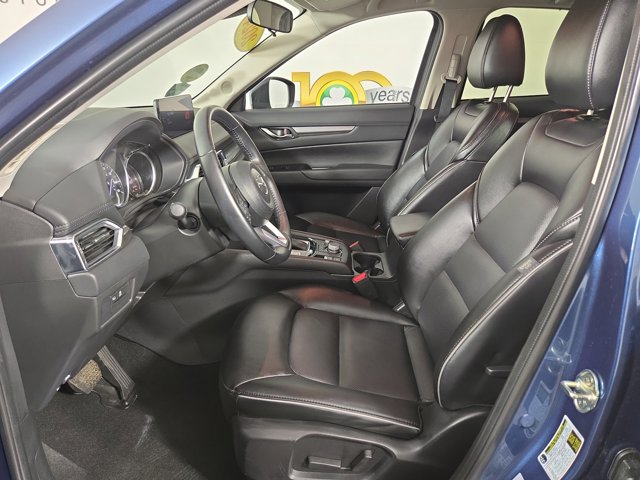 Vehicle image 12 of 33