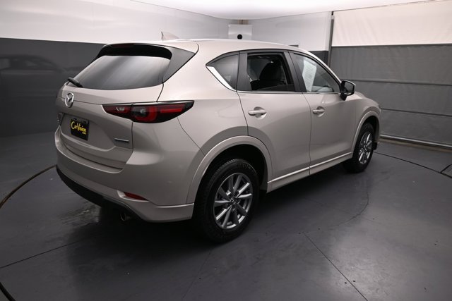 2024 Mazda CX-5 2.5 S Select Package Image 4 of 39