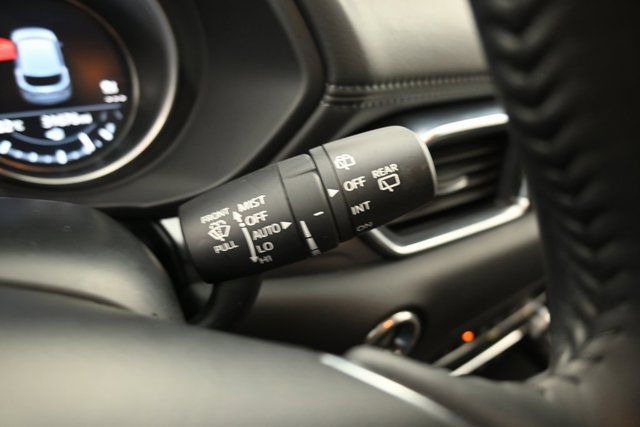 2024 Mazda CX-5 2.5 S Select Package Image 16 of 39