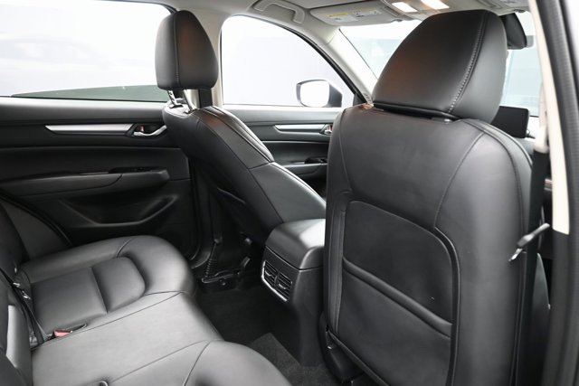 2024 Mazda CX-5 2.5 S Select Package Image 31 of 39