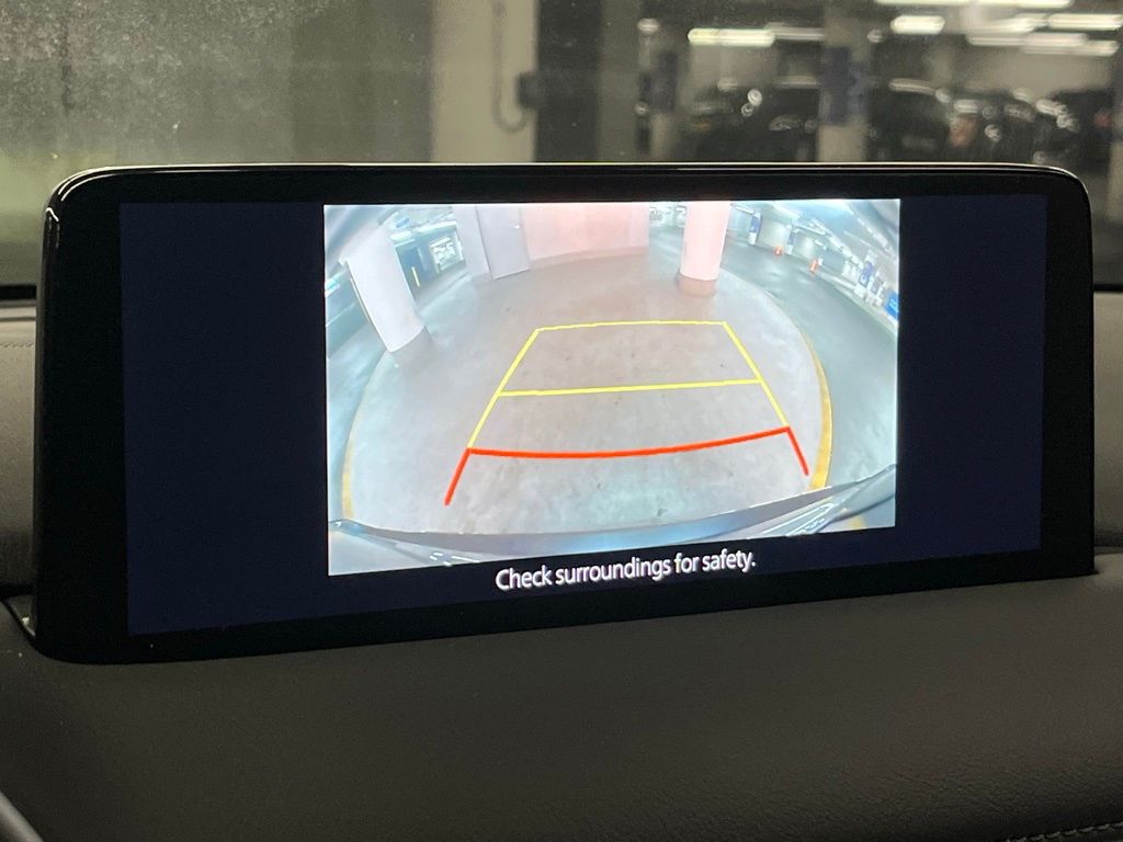 Vehicle image 19 of 38