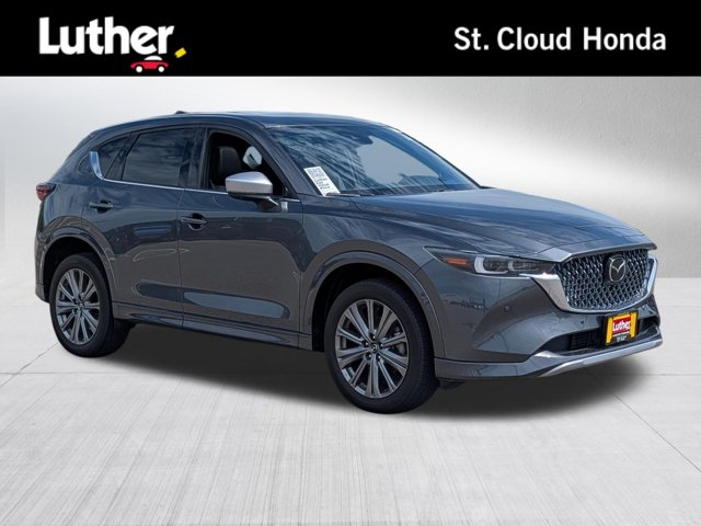 2024 Mazda CX-5 2.5 Turbo Signature Image 3 of 34