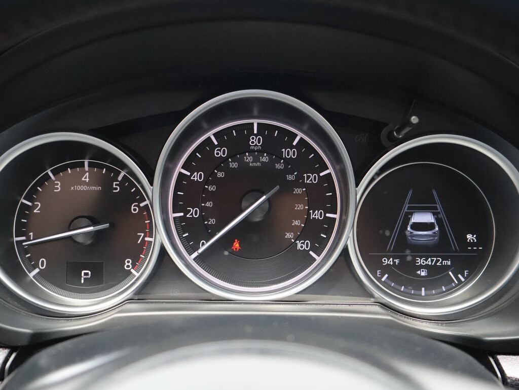 Vehicle image 31 of 42