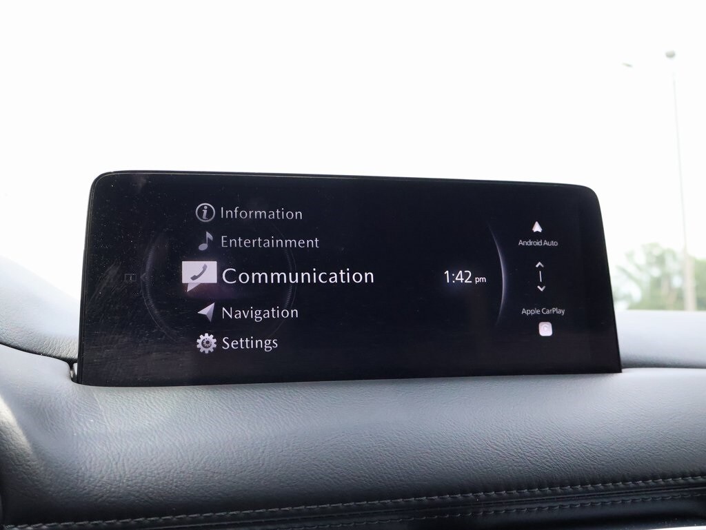 Vehicle image 35 of 42