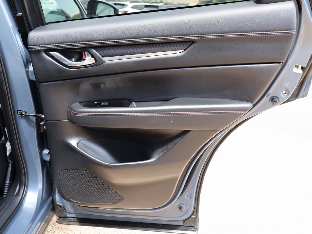 Vehicle image 12 of 42