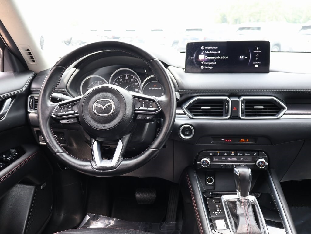Vehicle image 20 of 42